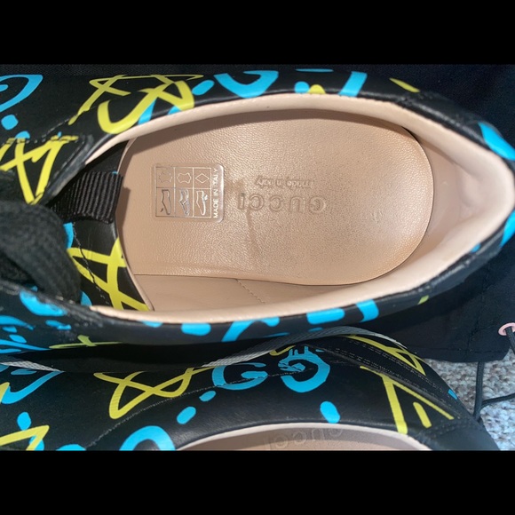 🎀GUCCI🎀AUTHENTIC AND LIMITED EDITION SNEAKERS 🎀 - Picture 8 of 8